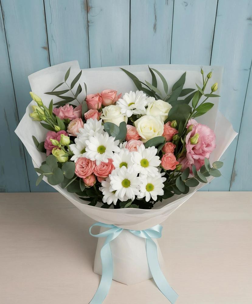 Букет цветов из: Розы, Лизиантусы и Хризантемы в Горный Щит
