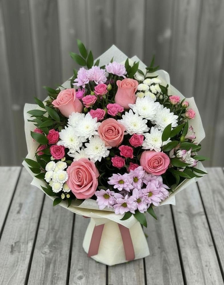 Букет цветов из: Альстромерии, Гвоздики, Розы и Хризантемы в Горный Щит