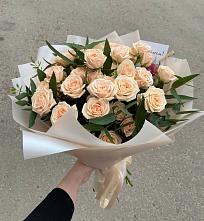 Букет Кремовые розы Латте в Горный Щит