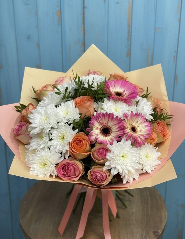 Букет цветов из: Розы, Герберы и Хризантемы в Горный Щит