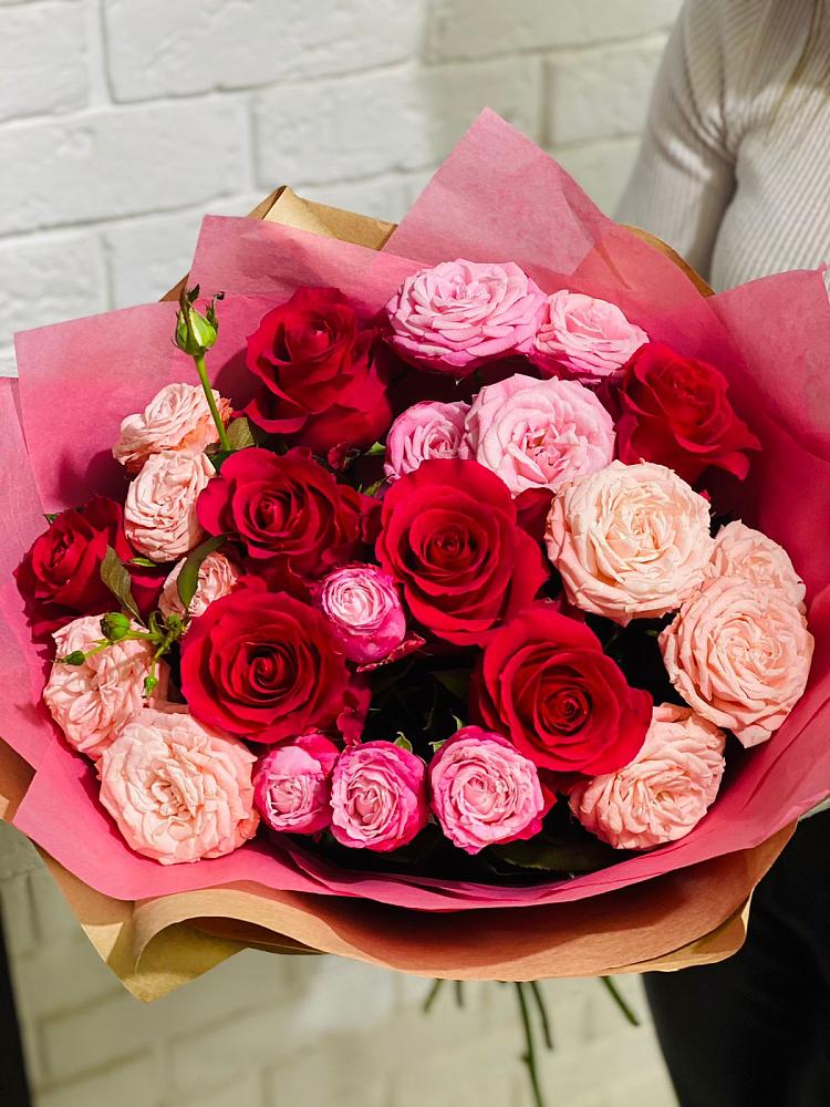 Букет цветов из: Розы в Горный Щит