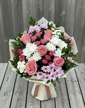 Букет цветов из:  Альстромерии, Гвоздики, Розы и Хризантемы в Горный Щит