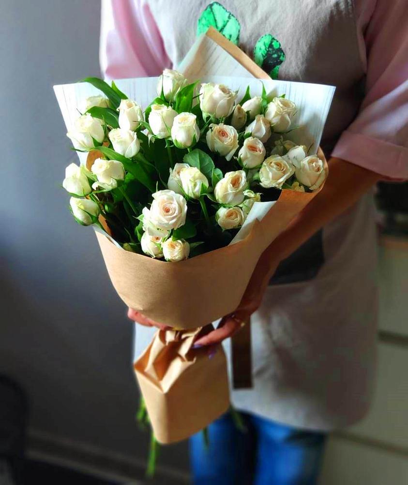 Букет цветов из: Розы в Горный Щит