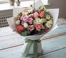 Букет цветов из:  Розы, Лизиантусы и Гвоздики в Горный Щит