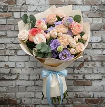Букет цветов из:  Розы, Лизиантусы и Гвоздики в Горный Щит